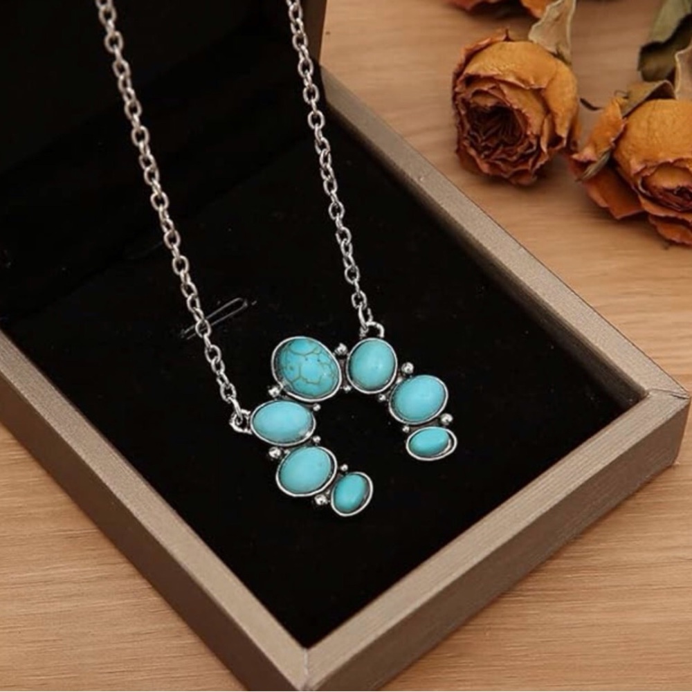 Faux Turquoise Cluster Necklace - Picture 2 of 9